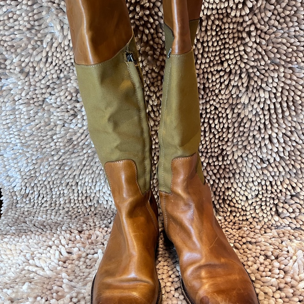 Ralph Lauren Vintage Collection, Rare Italian two tone riding boot. Zipper 71/2